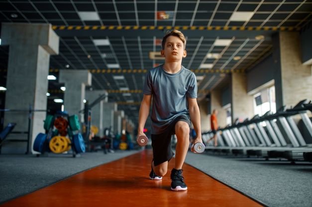 Youth strength training reduces injury